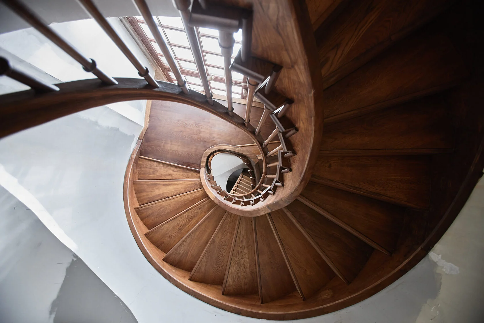escalier hélicoïdal en bois