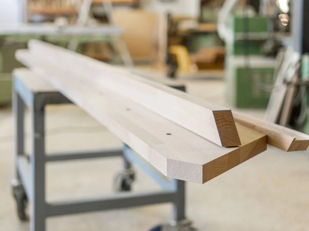 Tables et plateaux spécialisés pour l’ossature bois